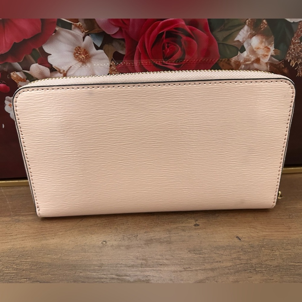 Tory Burch Blush Pink Wallet - Picture 7 of 10
